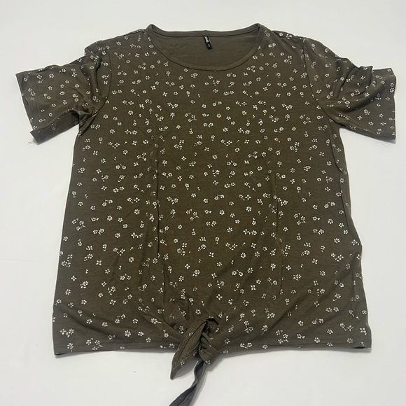 Only Tops - Small Only floral TieFront t-shirt